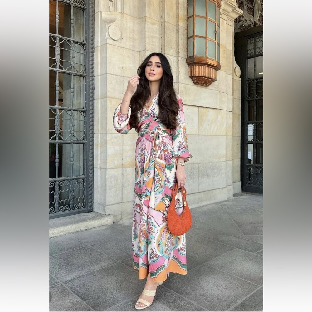 Zara Printed Maxi Wrap Floral Dress - Picture 4 of 8